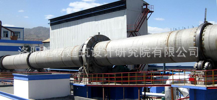 水泥回轉(zhuǎn)窯：結(jié)構(gòu)堅固 運轉(zhuǎn)平穩(wěn) 密封效果好