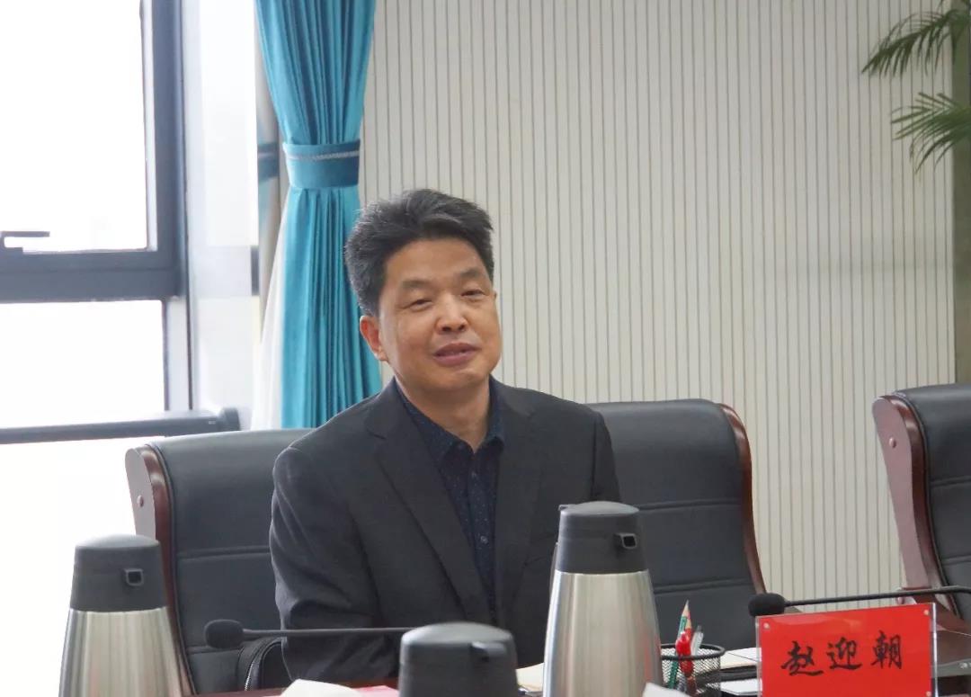 我院院長(zhǎng)趙迎朝應(yīng)內(nèi)蒙古環(huán)投集團(tuán)邀請(qǐng)赴內(nèi)蒙古洽談合作